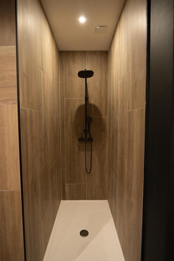 Апартаменты Capsule Japon - Jacuzzi - Netflix & Ecran Cinema - Xbox Trith-Saint-Leger Экстерьер фото